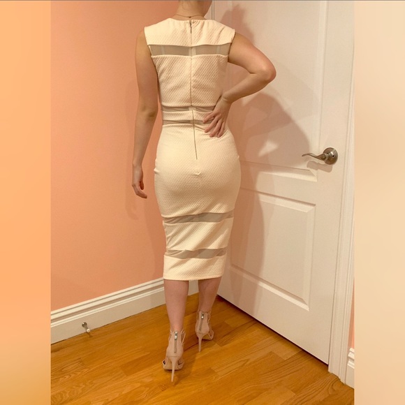 Ivory Midi Dress - Picture 3 of 4